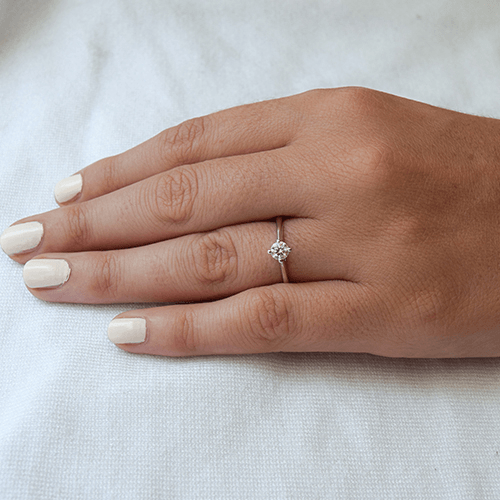 טבעת אירוסין "מדלן" 0.35 קראט זהב לבן