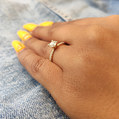 טבעת יהלומים "קרול" 0.71 קראט זהב צהוב